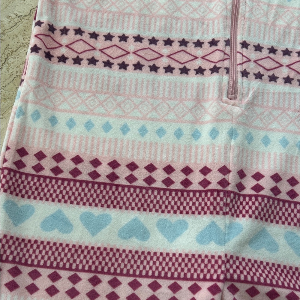 NEW ๐ Soft Cozy Pink Patterned Kids Sleeper 10-12 years - Picture 2 of 2
